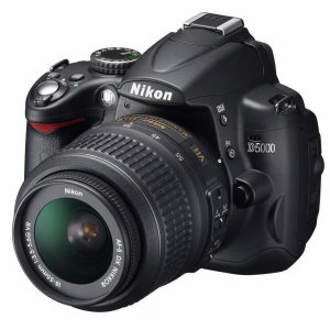 Nikon D5000
